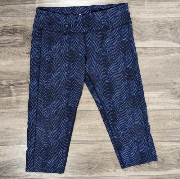 Tuff Athletics Pants - 5/$25 Tuff Athletics Blue Crop Leggings Size Medium